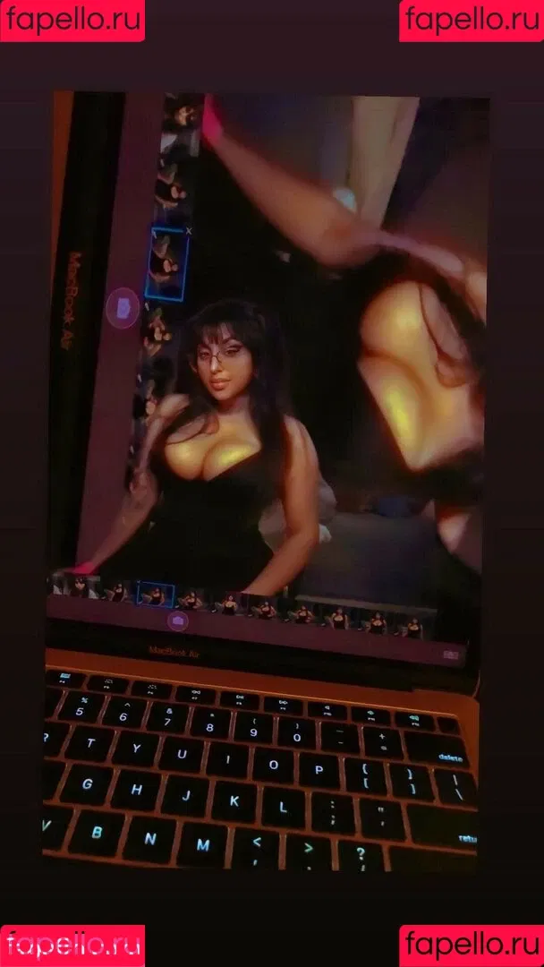Ninathepony Onlyfans Photo Gallery 