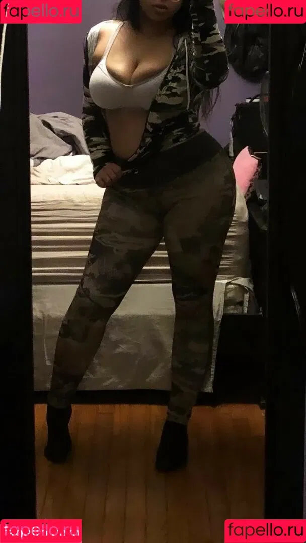 Ninathepony Onlyfans Photo Gallery 