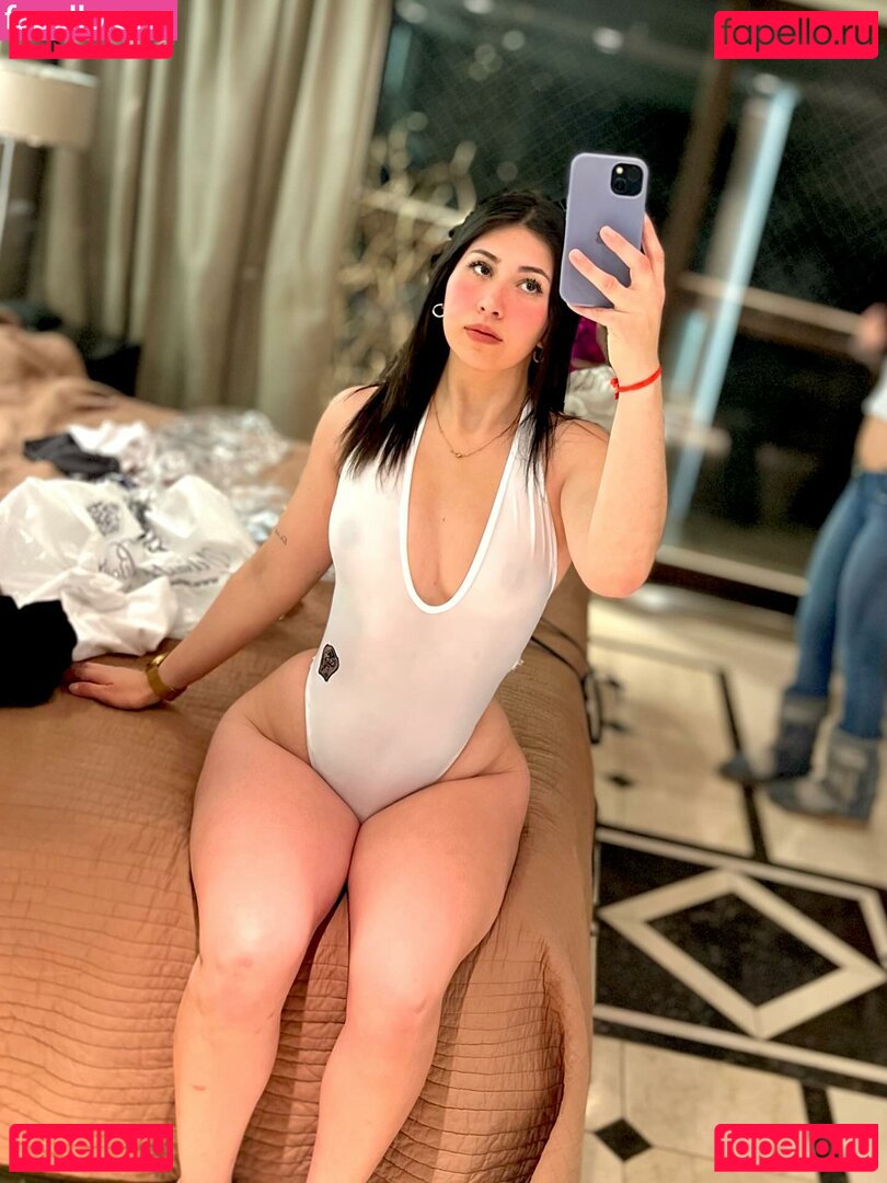 Narella Ubiedo Nude Onlyfans Photo 4