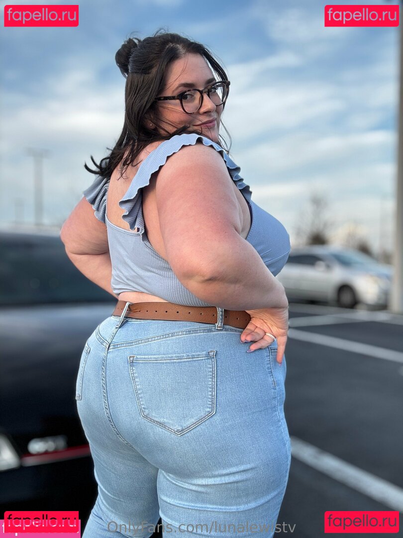 lunalewistv Nude Onlyfans Photo 21