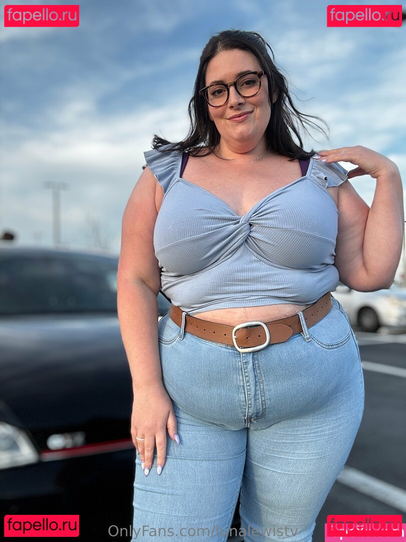 lunalewistv Nude Onlyfans Photo 19