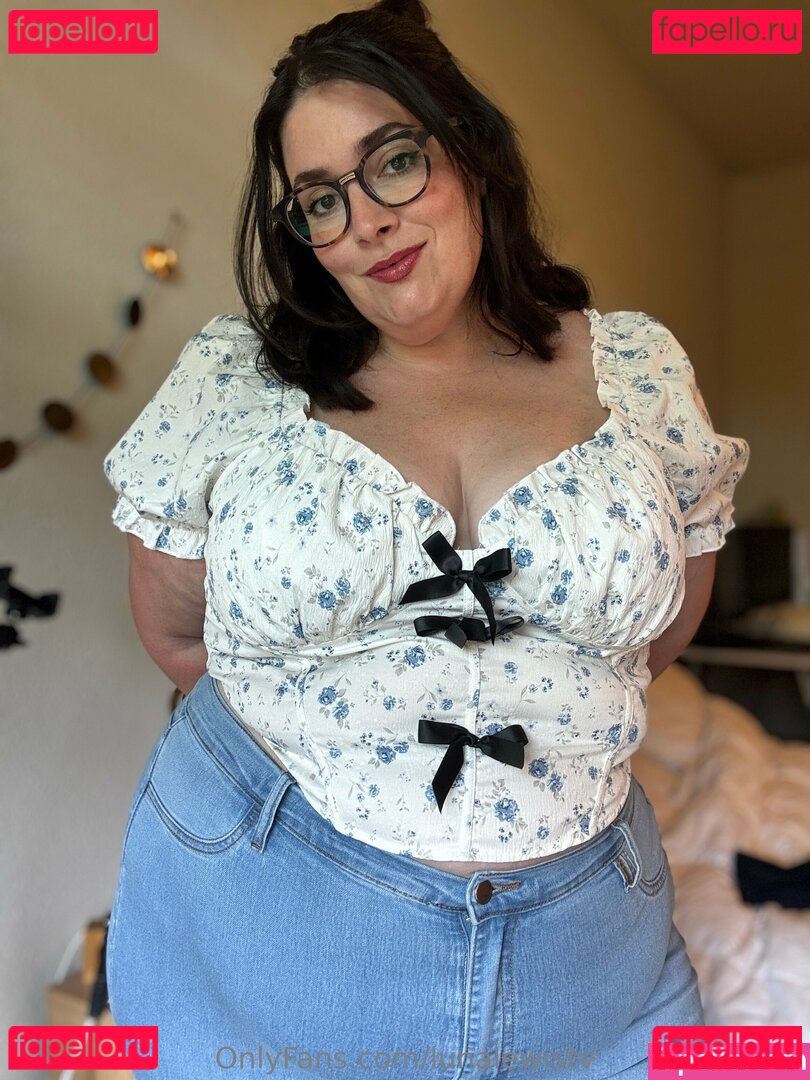 lunalewistv Nude Onlyfans Photo 15