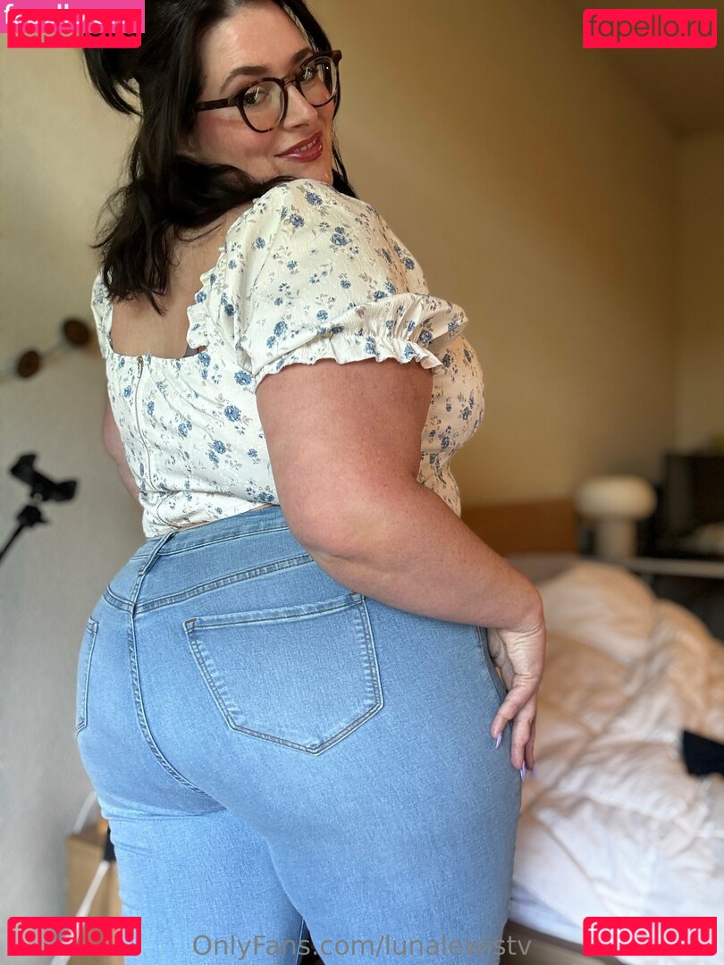 lunalewistv Nude Onlyfans Photo 13