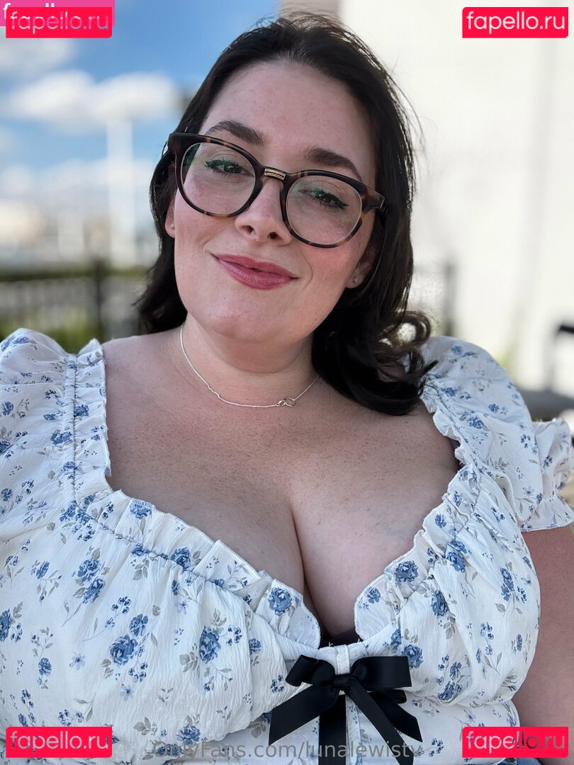 lunalewistv Nude Onlyfans Photo 9