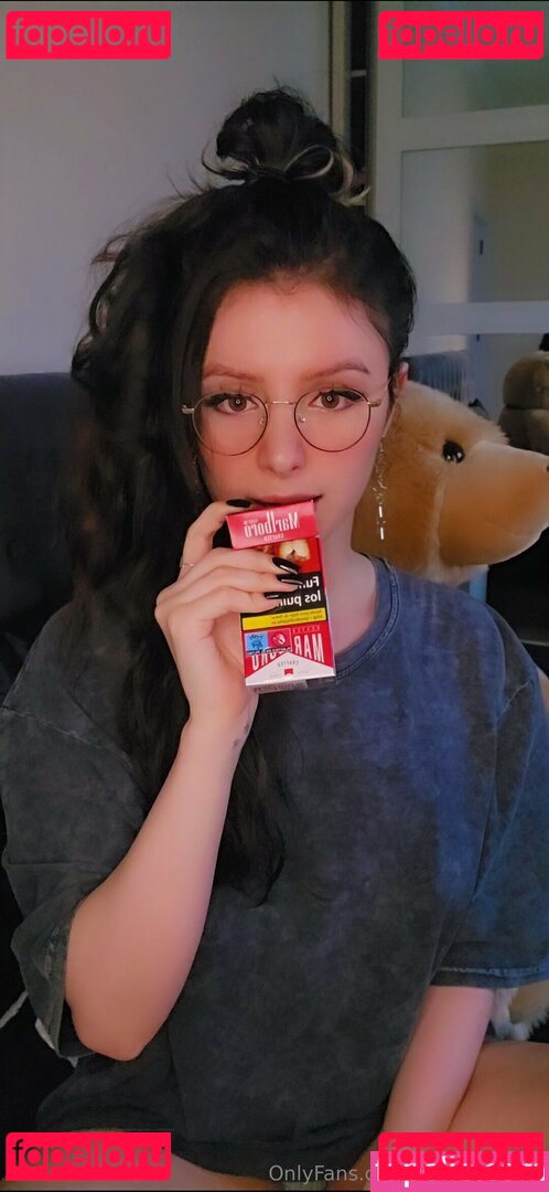 kazysmoking Nude Onlyfans Photo 45