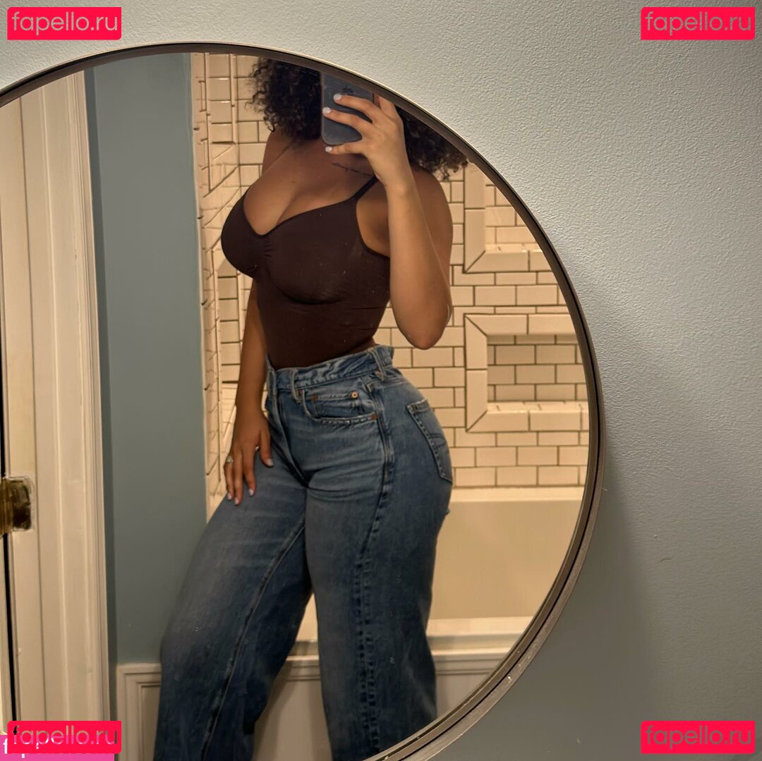 Amanda Carvalho Nude Onlyfans Photo 35