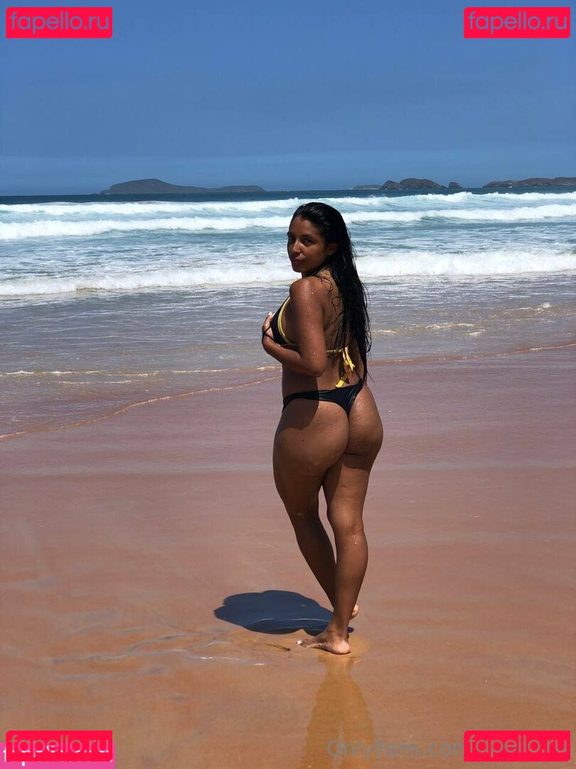 valecora Nude Onlyfans Photo 4