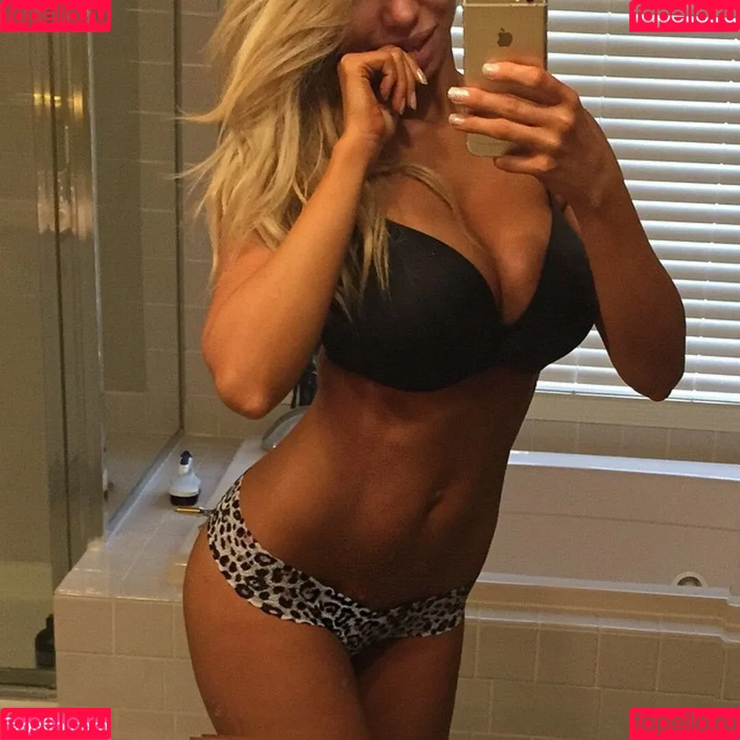 Claudia Fijal Onlyfans Photo Gallery 