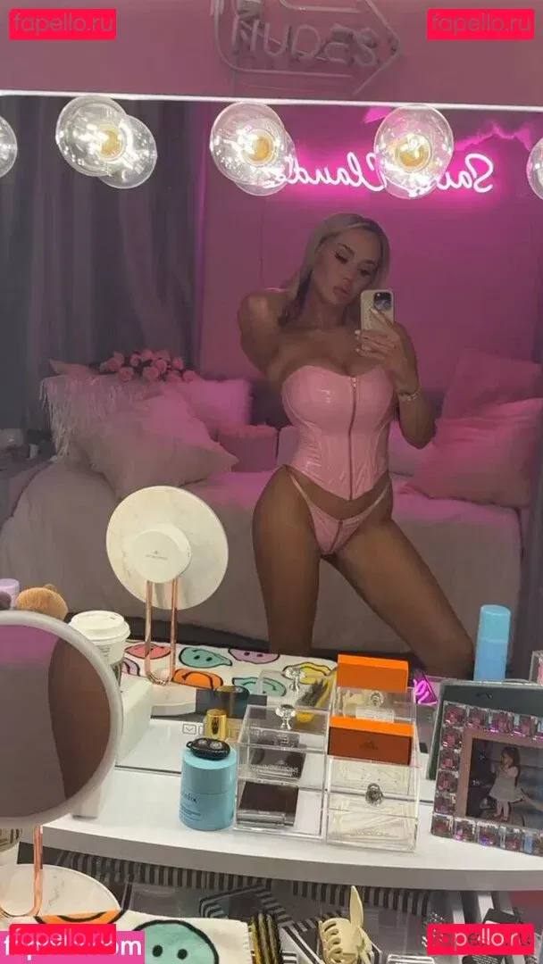 Claudia Fijal Onlyfans Photo Gallery 