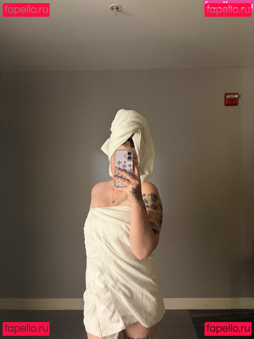 Smolkiaaa Nude Onlyfans Photo 15