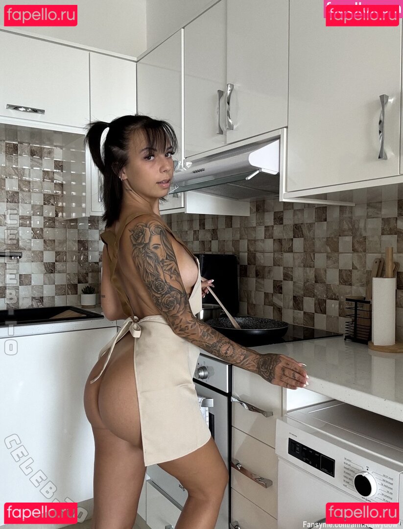Anitadawydow Nude Onlyfans Photo 5
