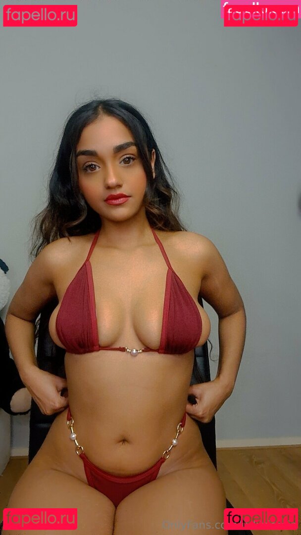 urlittlemia Nude Onlyfans Photo 17