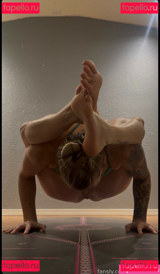Np49_yogi Nude Onlyfans Photo 13