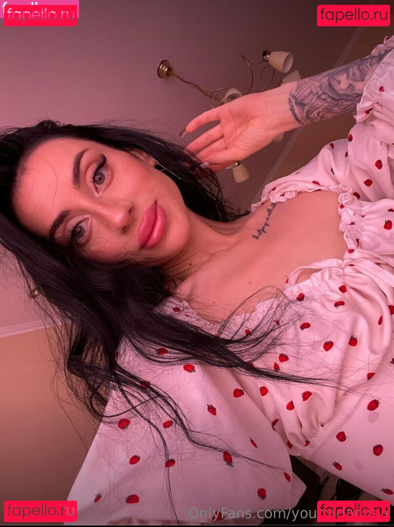 yourgirlannaa Nude Onlyfans Photo 37