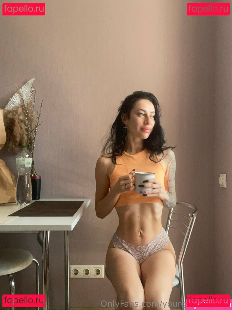 yourgirlannaa Nude Onlyfans Photo 12