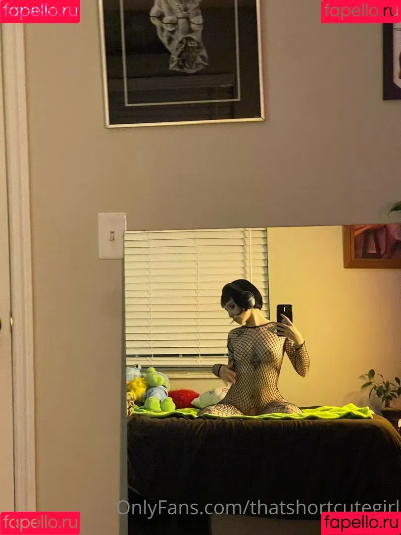 thatshortcutegirl Onlyfans Photo Gallery 