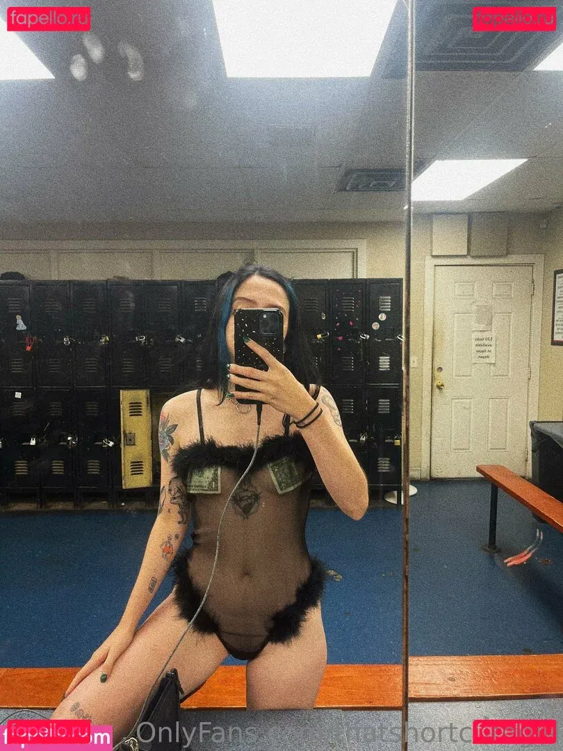 thatshortcutegirl Onlyfans Photo Gallery 