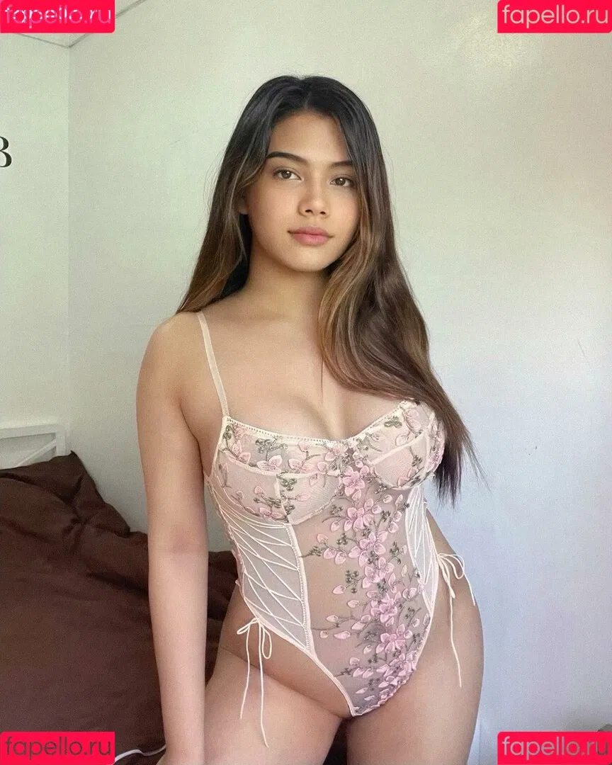 Stephanie Licas Onlyfans Photo Gallery 