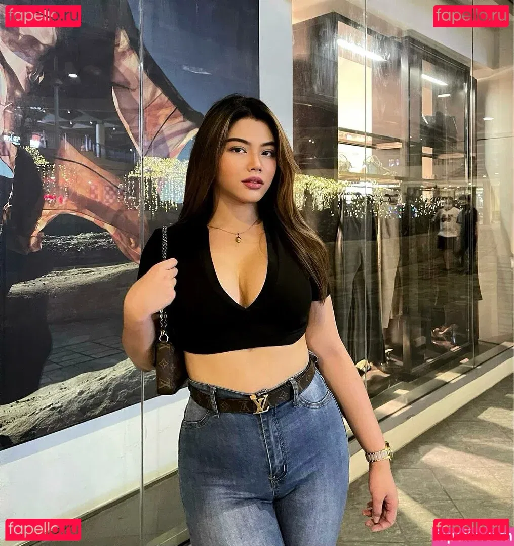 Stephanie Licas Onlyfans Photo Gallery 