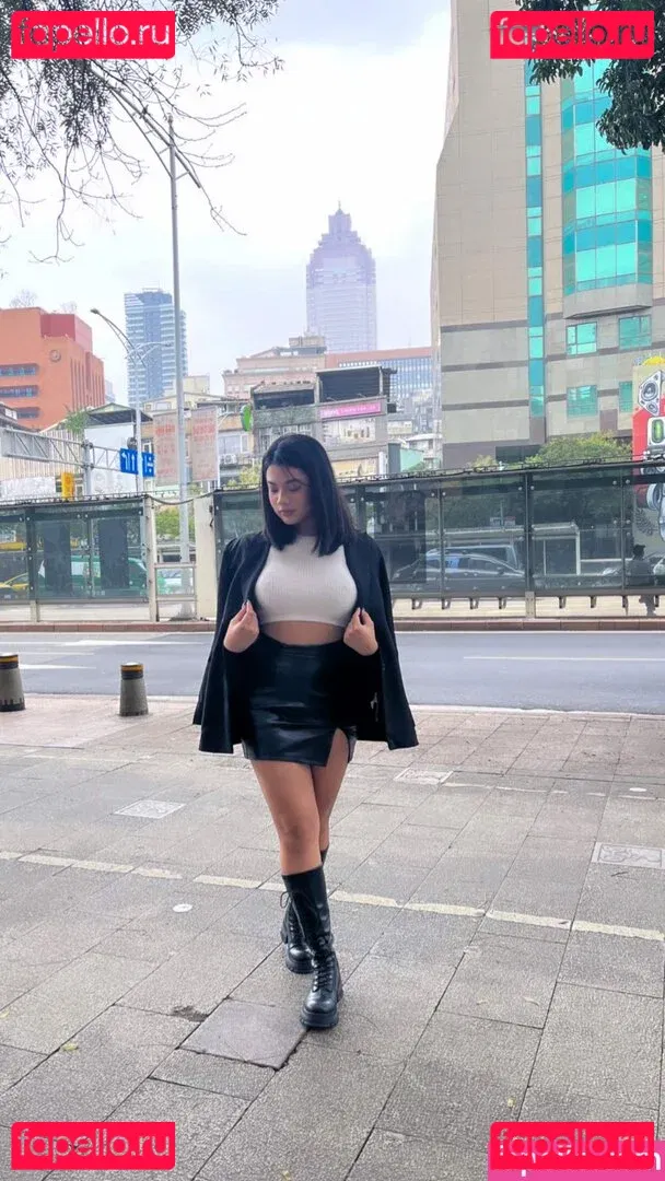 Stephanie Licas Onlyfans Photo Gallery 