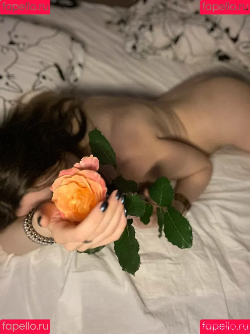 Mirkotiki Onlyfans Photo Gallery 