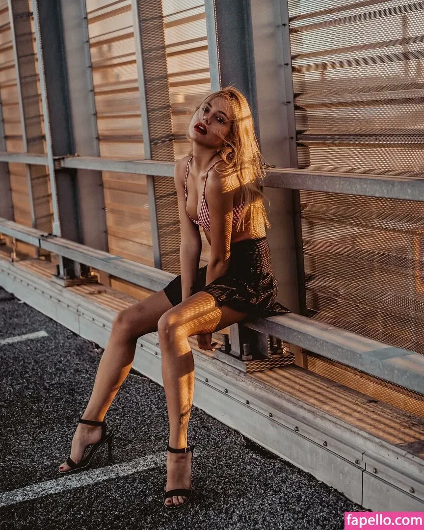 Mirkotiki Onlyfans Photo Gallery 