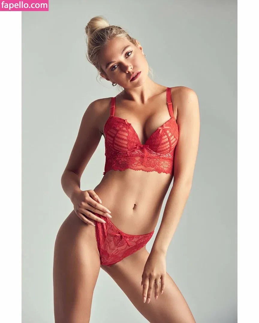 Mirkotiki Onlyfans Photo Gallery 