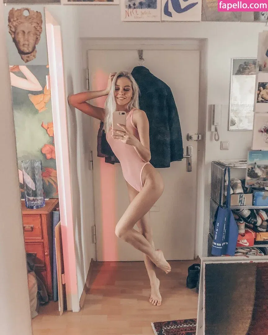 Mirkotiki Onlyfans Photo Gallery 