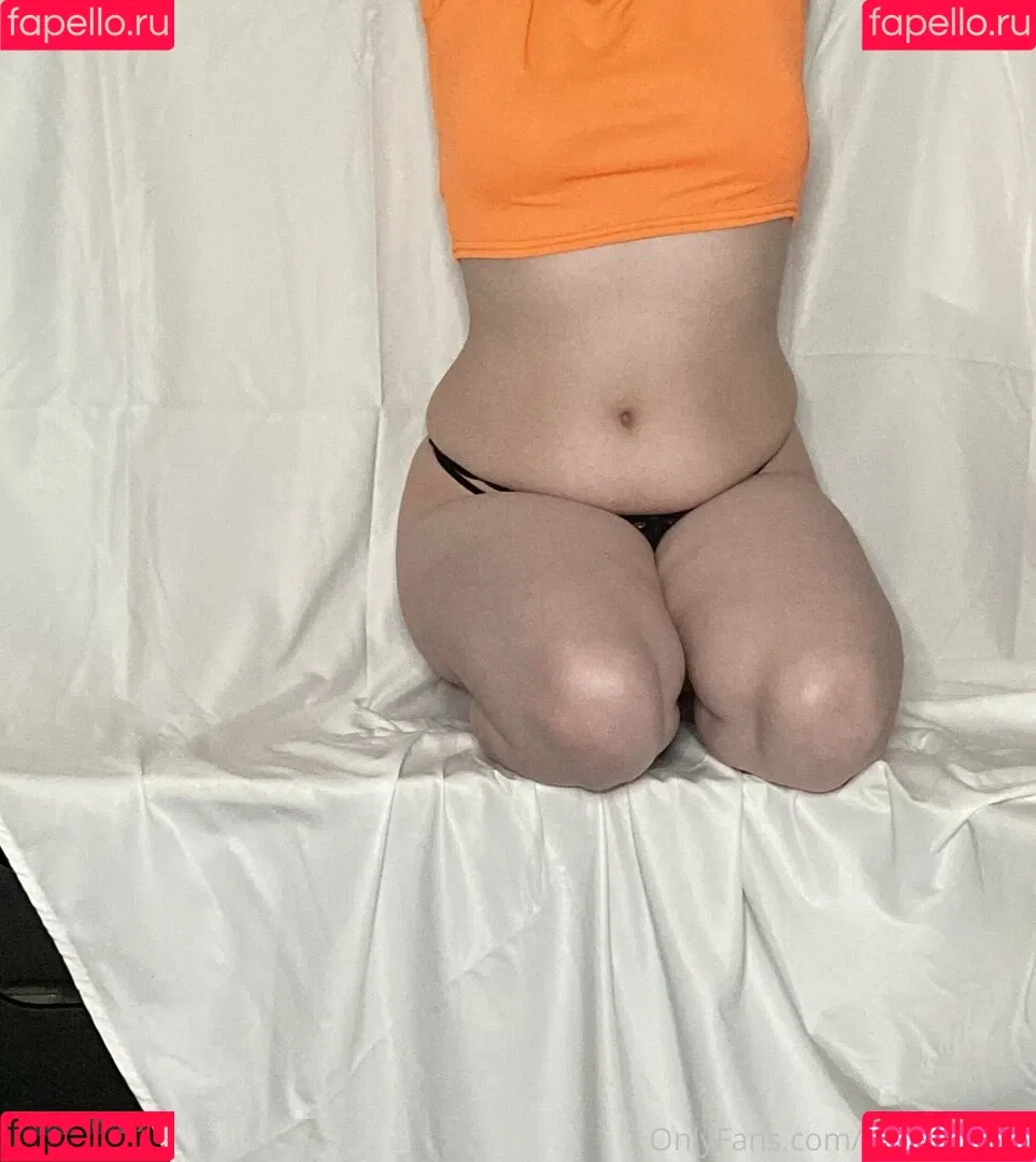 babyaliaaxo Onlyfans Photo Gallery 