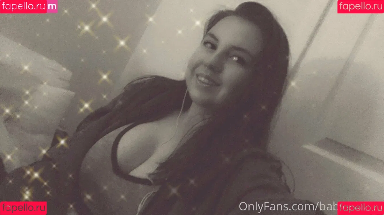 babyaliaaxo Onlyfans Photo Gallery 