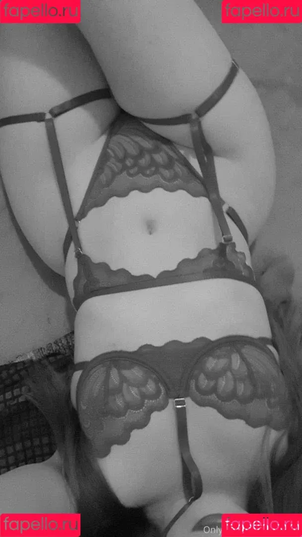 Redyzzel Onlyfans Photo Gallery 