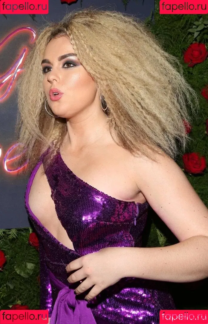 Tallia Storm Onlyfans Photo Gallery 
