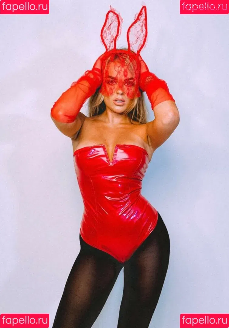 Tallia Storm Onlyfans Photo Gallery 