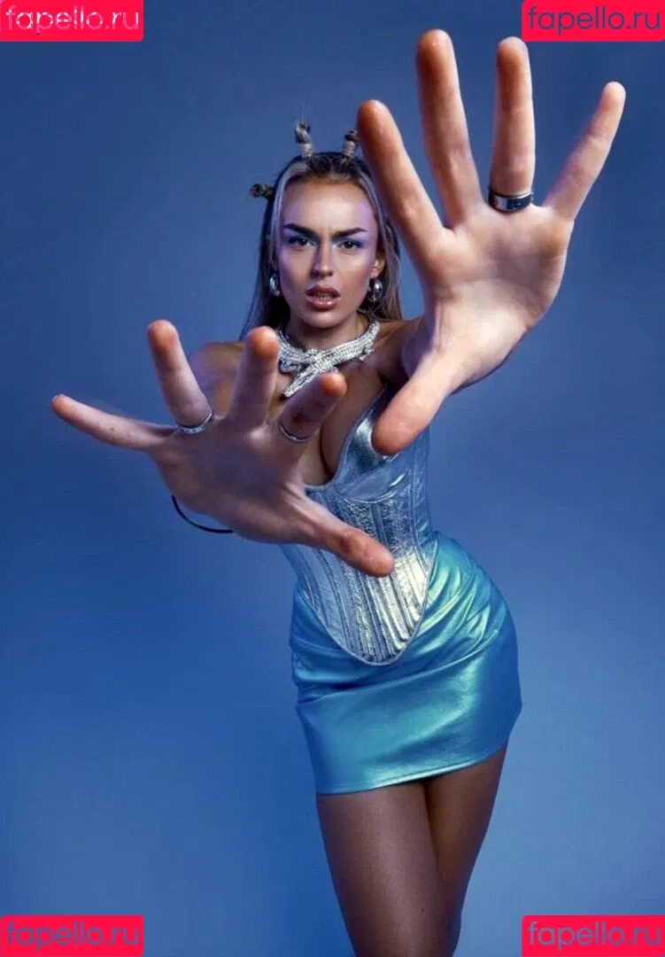 Tallia Storm Onlyfans Photo Gallery 