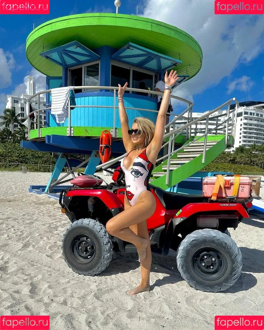 Tallia Storm Onlyfans Photo Gallery 