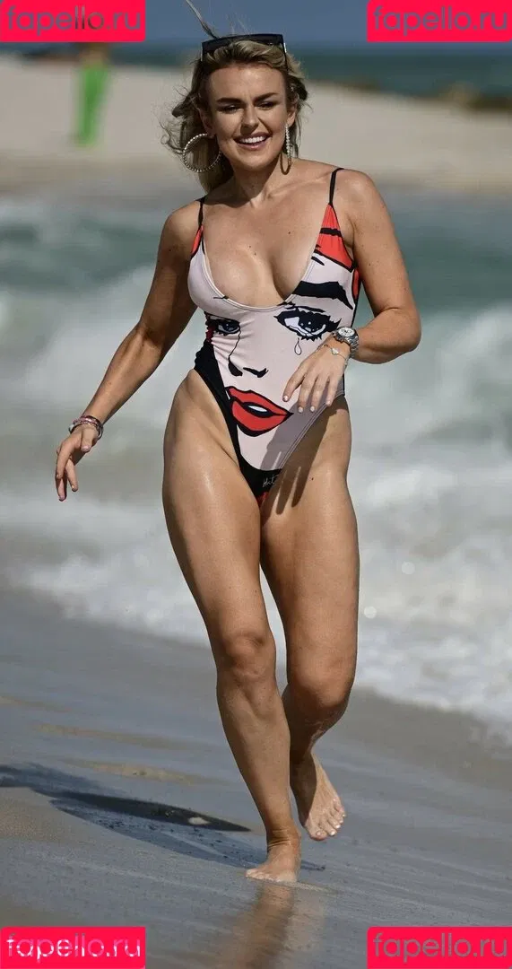 Tallia Storm Onlyfans Photo Gallery 