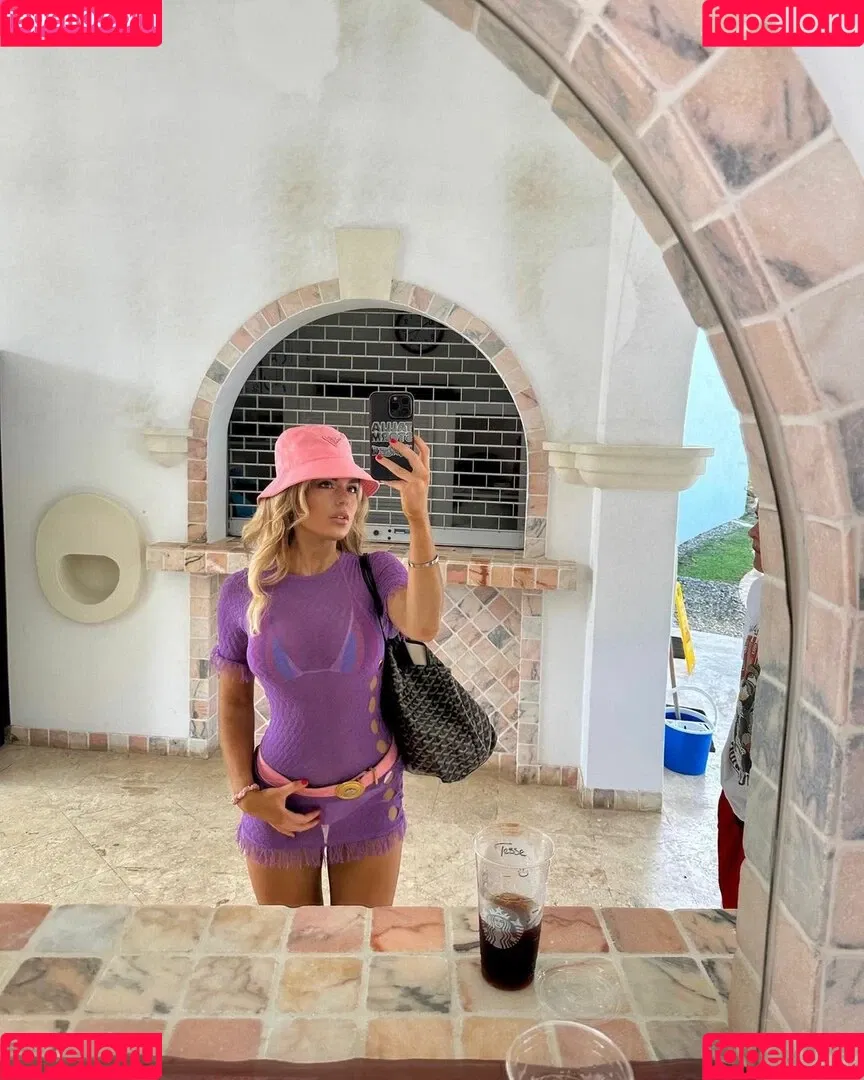 Tallia Storm Onlyfans Photo Gallery 