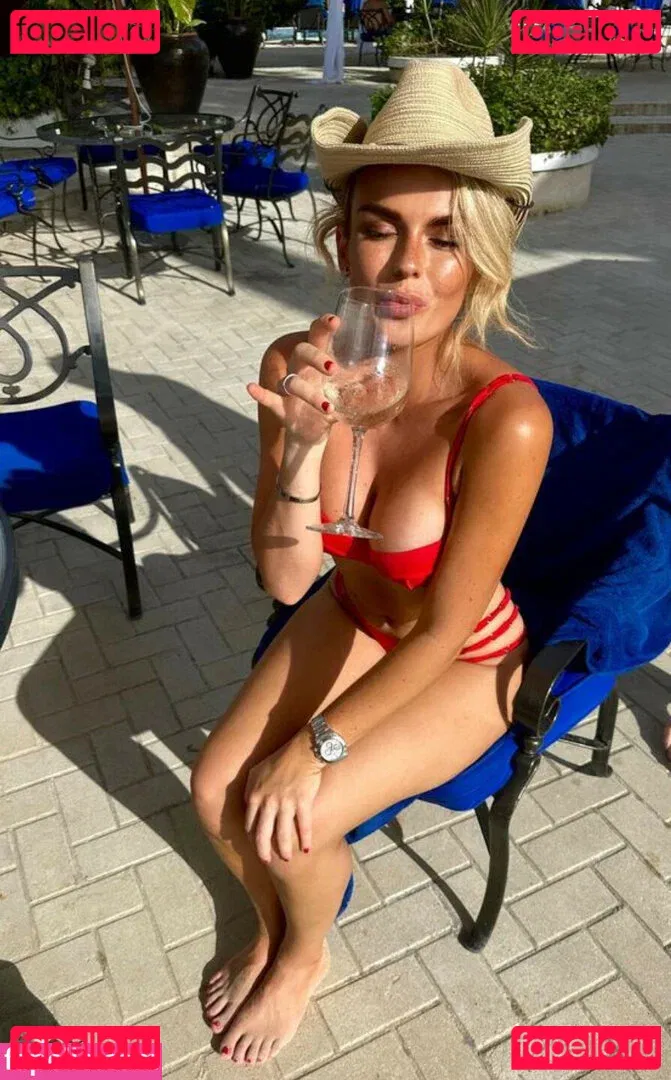 Tallia Storm Onlyfans Photo Gallery 