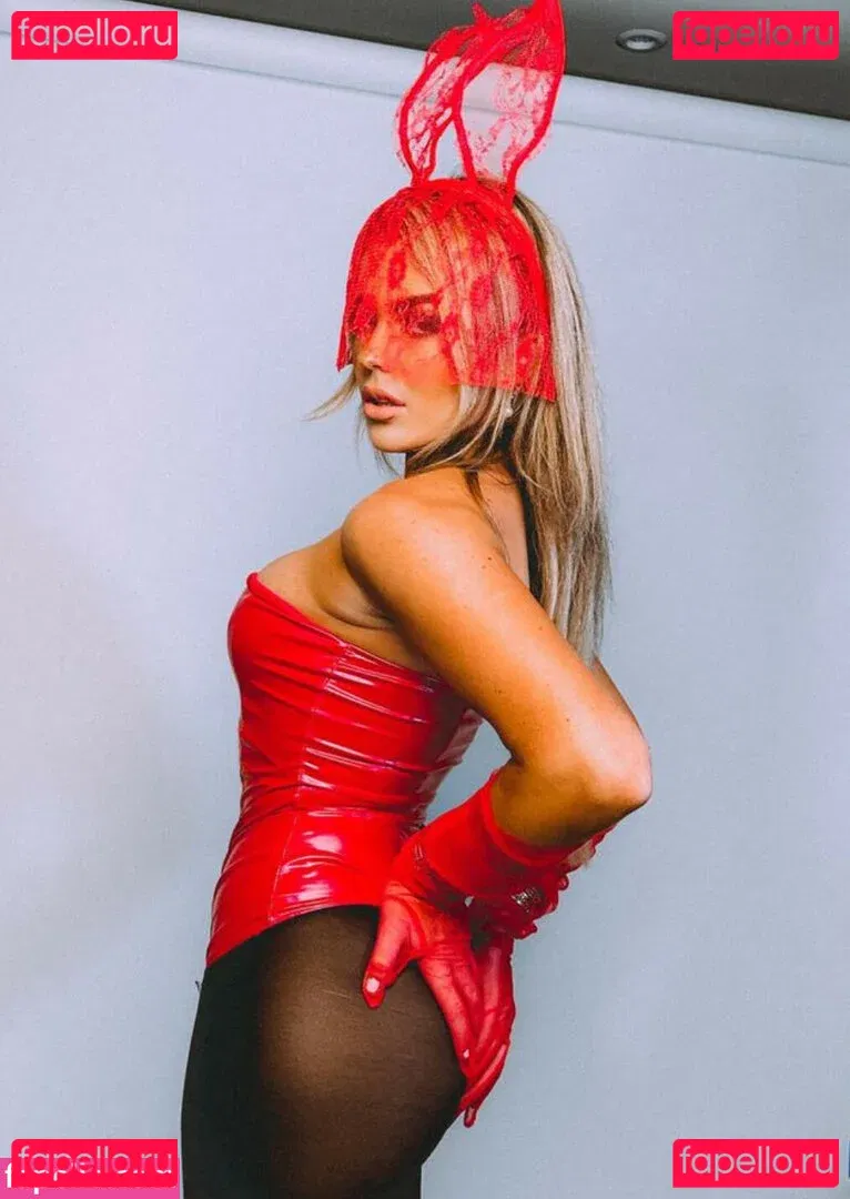 Tallia Storm Onlyfans Photo Gallery 