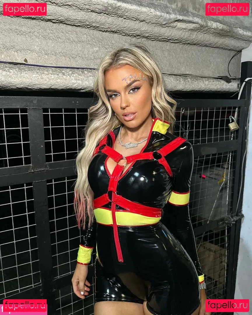 Tallia Storm Onlyfans Photo Gallery 