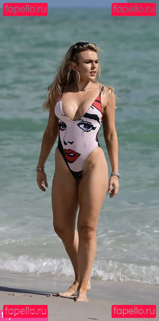 Tallia Storm Onlyfans Photo Gallery 