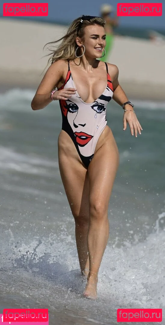 Tallia Storm Onlyfans Photo Gallery 