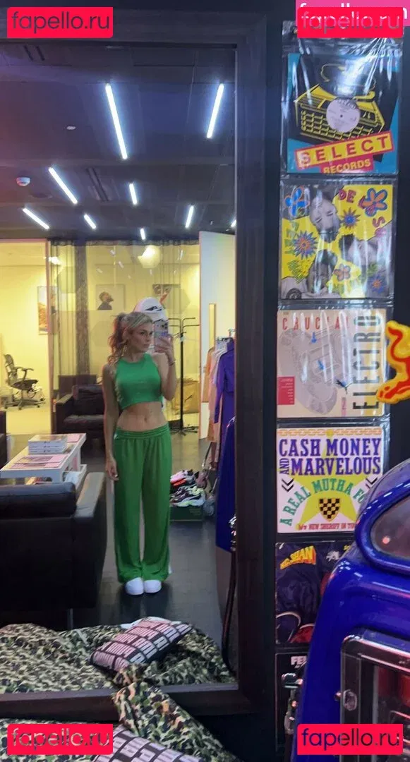 Tallia Storm Onlyfans Photo Gallery 