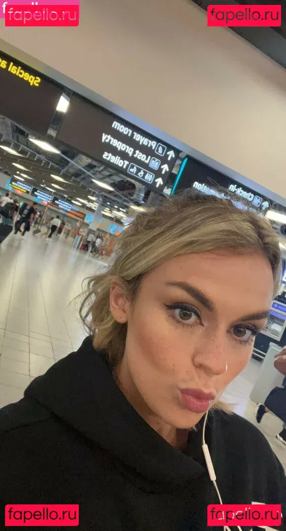 Tallia Storm Onlyfans Photo Gallery 