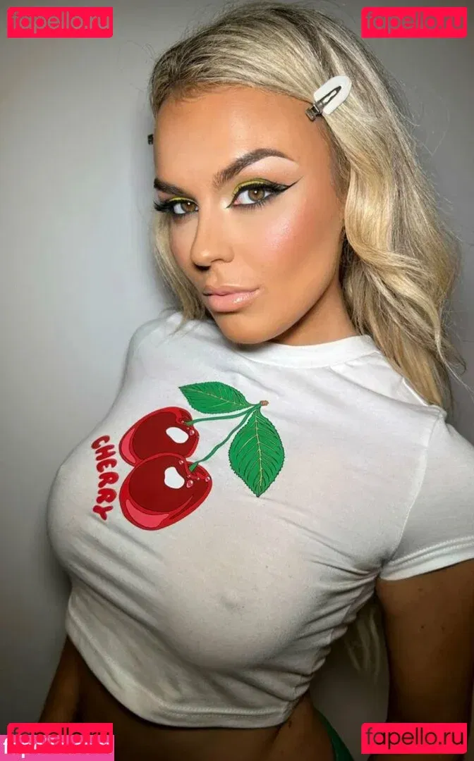 Tallia Storm Onlyfans Photo Gallery 