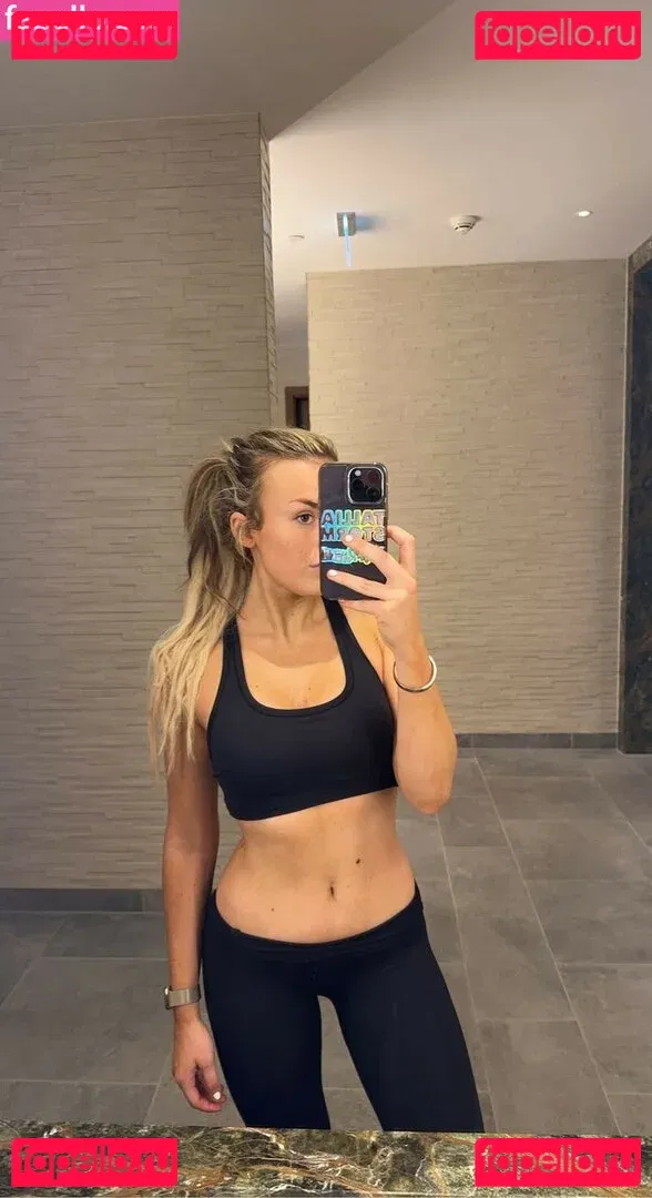 Tallia Storm Onlyfans Photo Gallery 