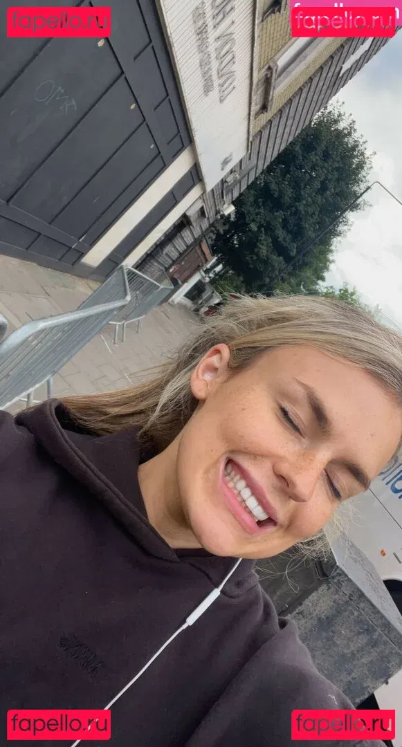 Tallia Storm Onlyfans Photo Gallery 