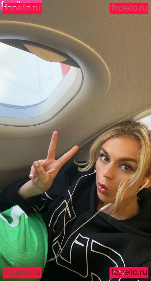 Tallia Storm Onlyfans Photo Gallery 