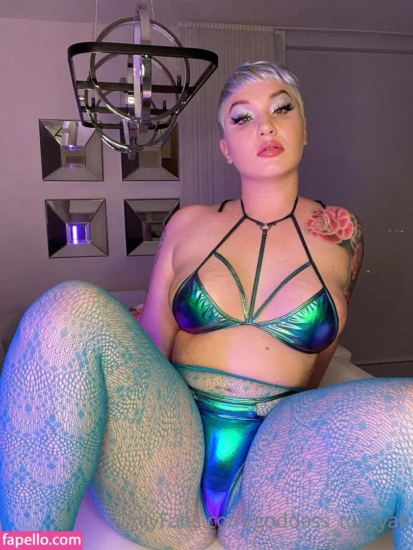 goddess_toveyah Onlyfans Photo Gallery 
