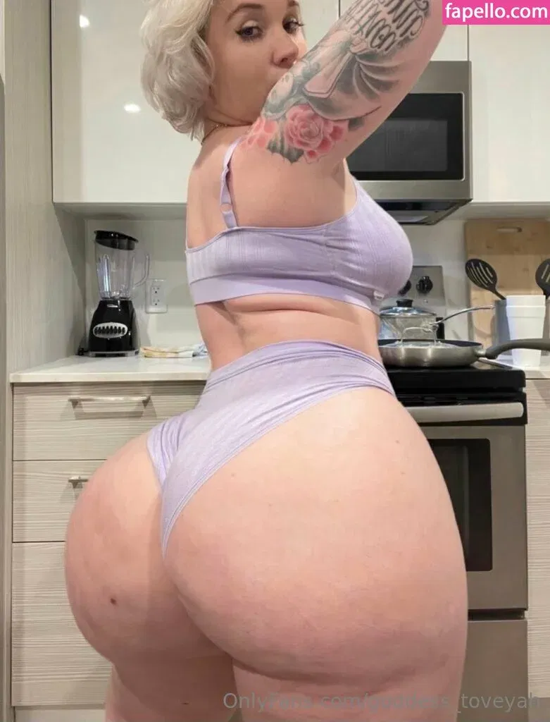 goddess_toveyah Onlyfans Photo Gallery 